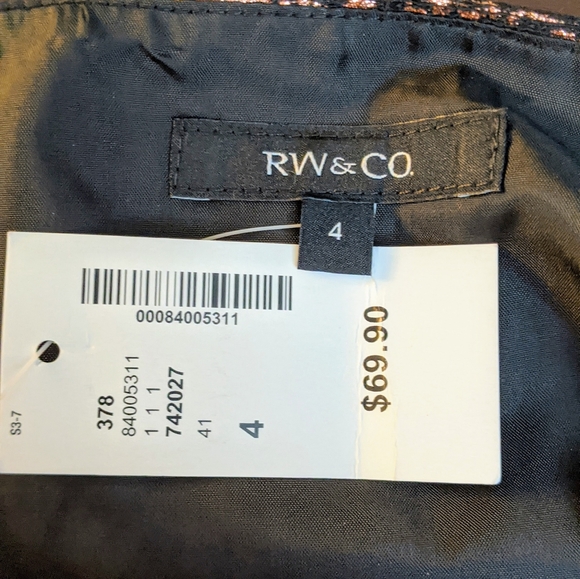 NWT Metallic short skirt - Picture 3 of 5